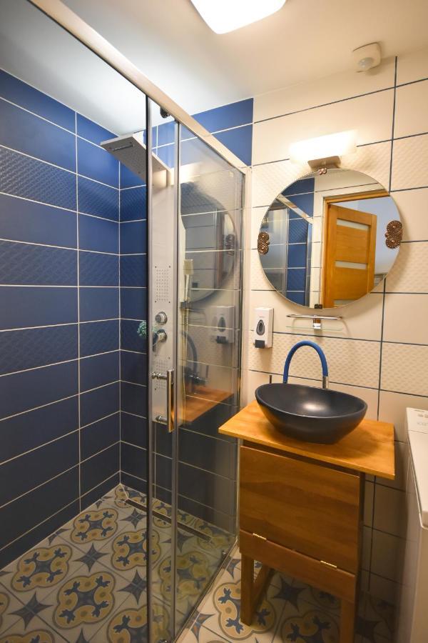 Comfortable On The Boulevard For 4 People * Budapest